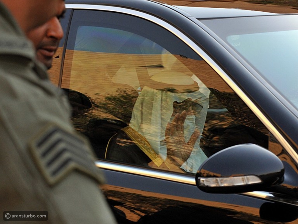 40 صورة ترصد أشهر سيارات ملوك السعودية 96376